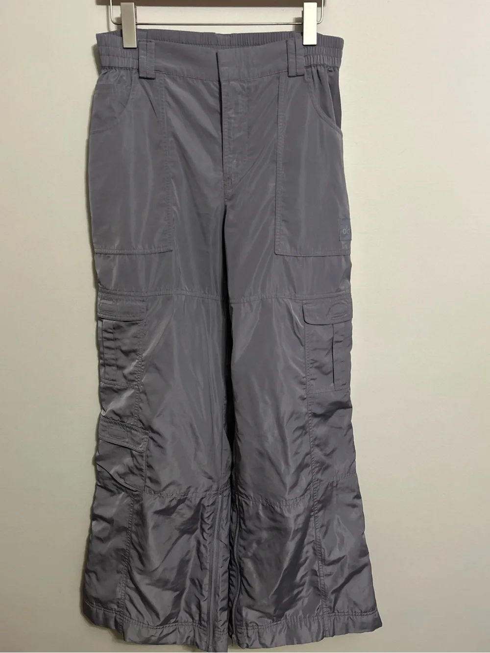 ⭐️ALO Yoga High-Waist Ski-Moto Puffer Pant size M⭐️